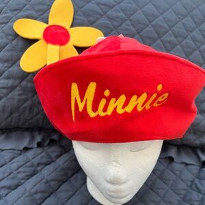 New Disney Parks Minnie Mouse Yellow Flower hat (adult)